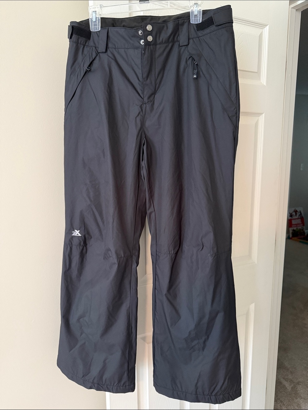 ZeroXposur Women's Black Snow Pants